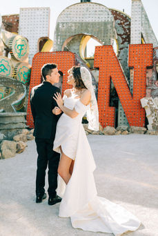 Las Vegas wedding photographer brazen honey films captures an epic elopement at the Neon Museum.