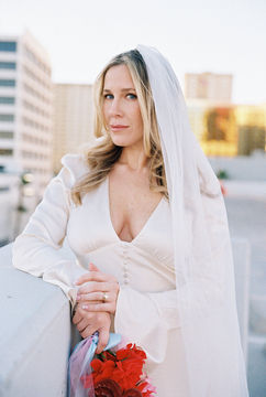 Las Vegas elopement film photographer brazen honey films captures timeless elopement at the sure thing chapel.