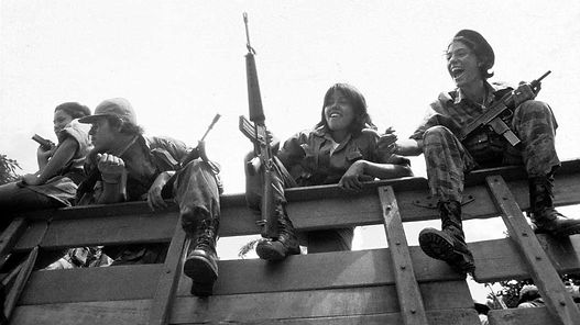 Sandinista-revolucion-nicaragua-guerrilla-03 (1).jpg