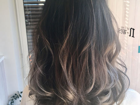 ヘアスタイルは大切です。