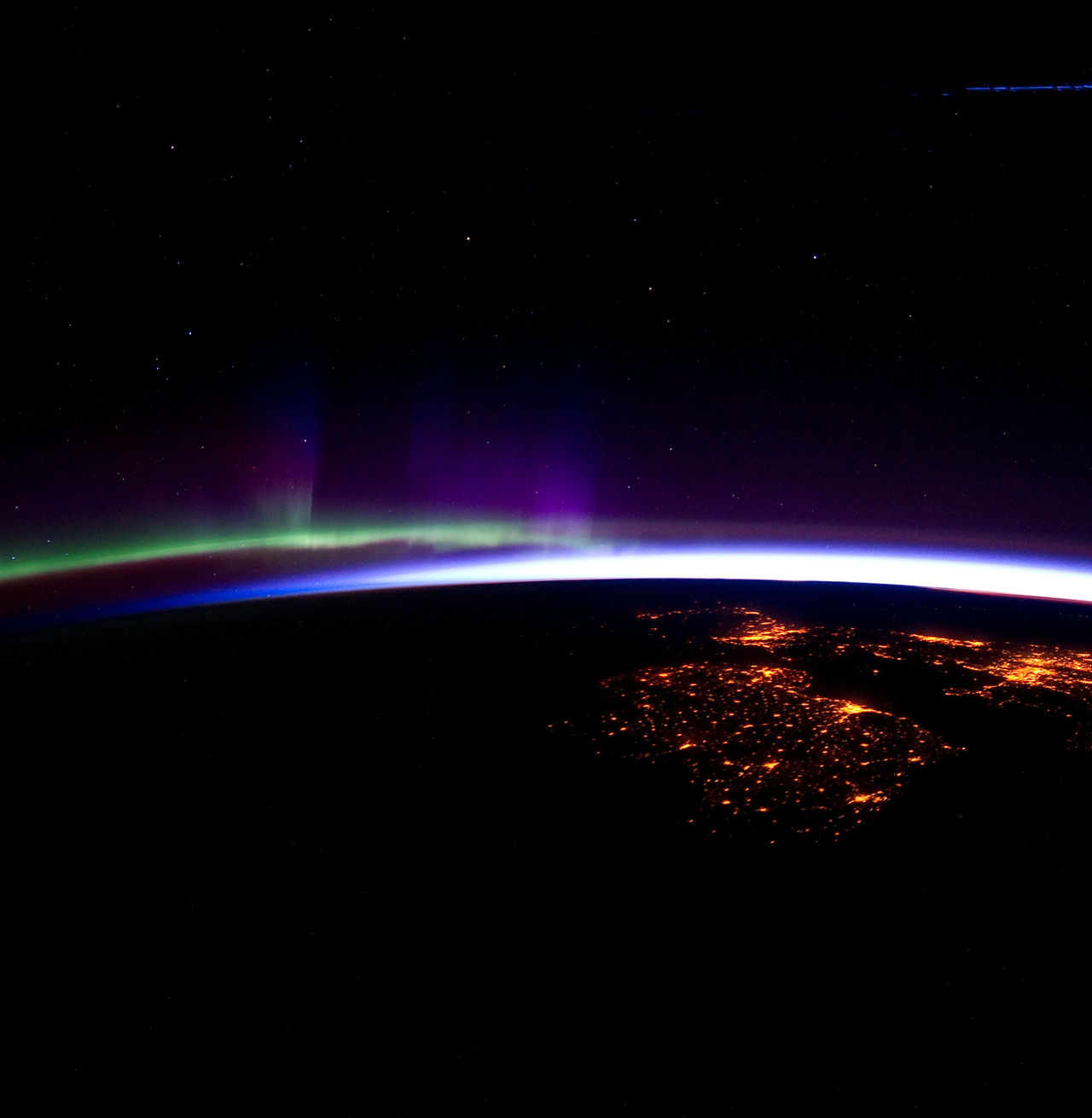 aurora.jpg
