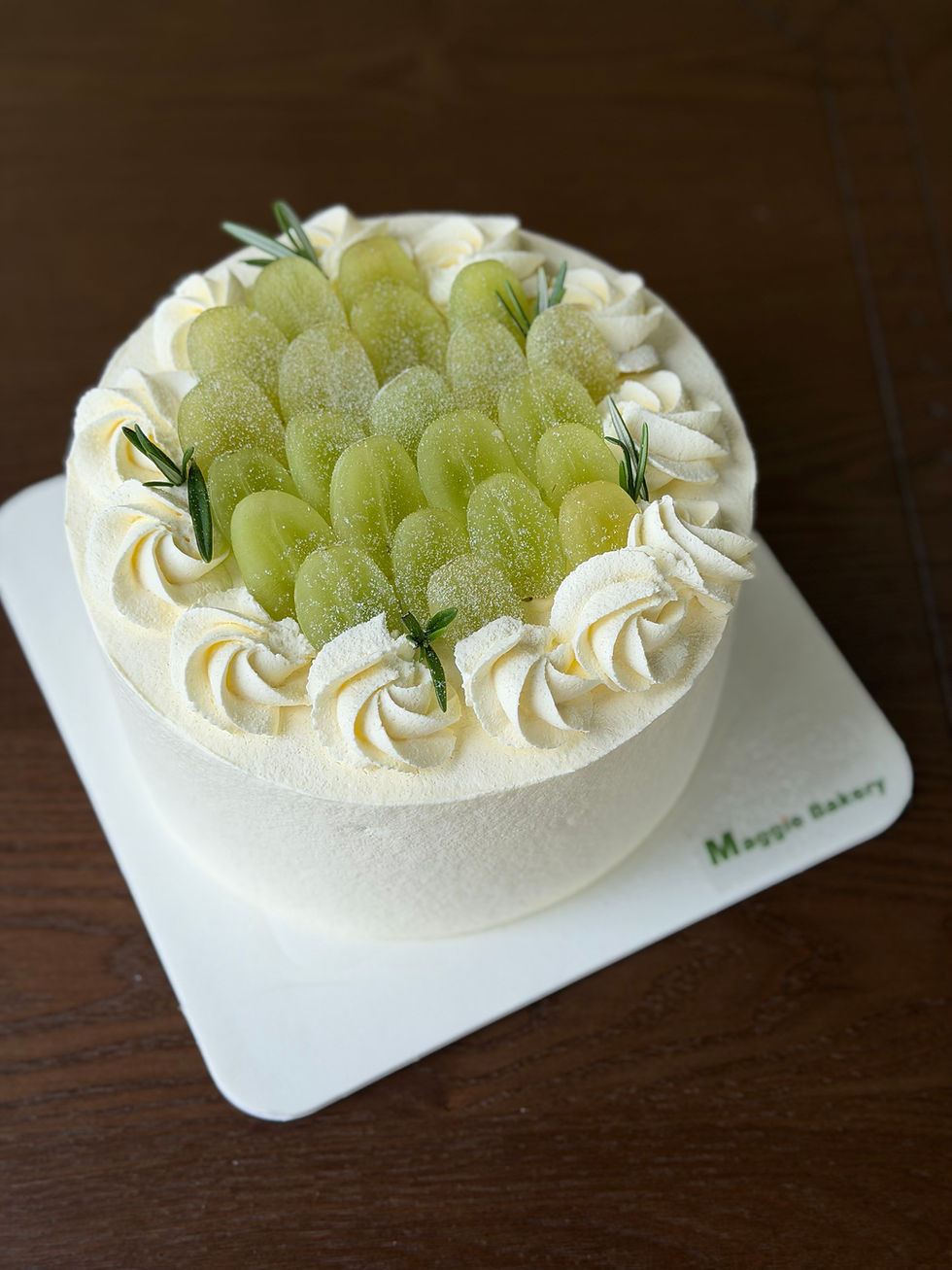 Thumbnail: Green Grape Yogurt Cake