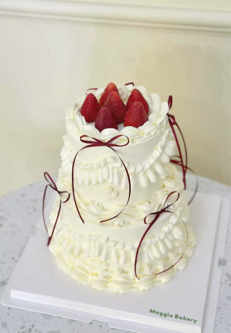 Strawberry Vintage Cake