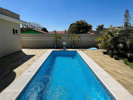 Top 7 Reasons a Fiberglass Pool is Great for Your Yard