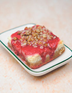 Frambuaz Soslu Cheesecake.jpg