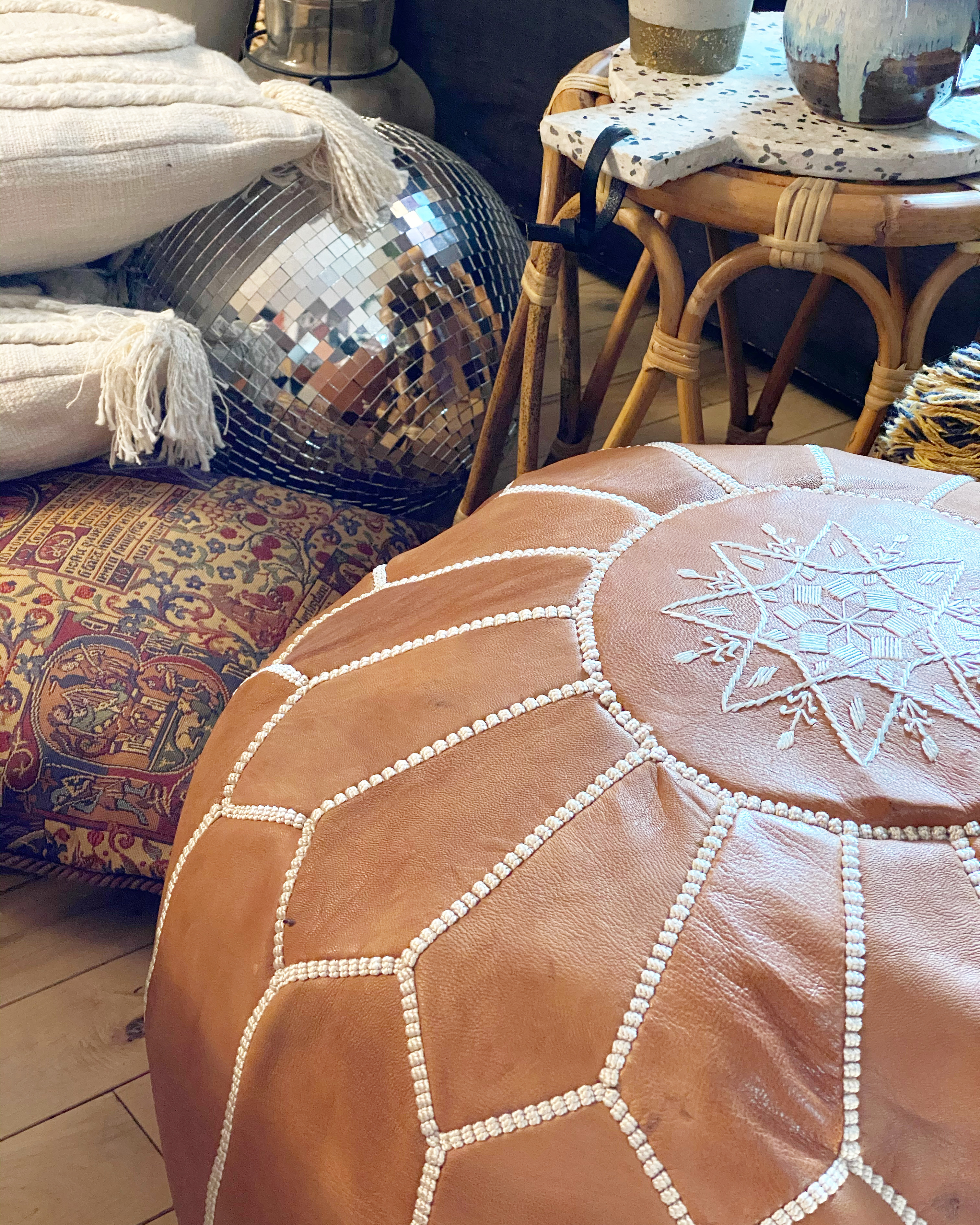 E8A131ED-4589-4B70-889D-B9B975ECF044