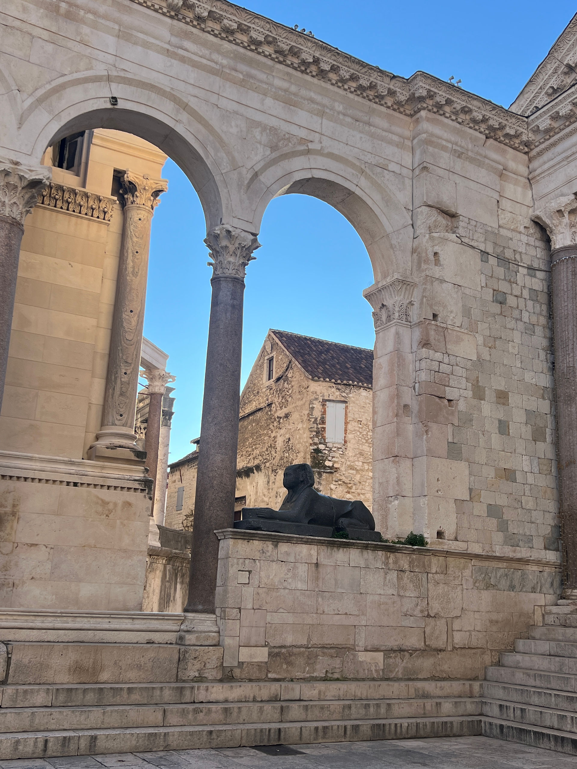 XPLORid Nomadic Lifestyle: Croatian dreams Hike Split