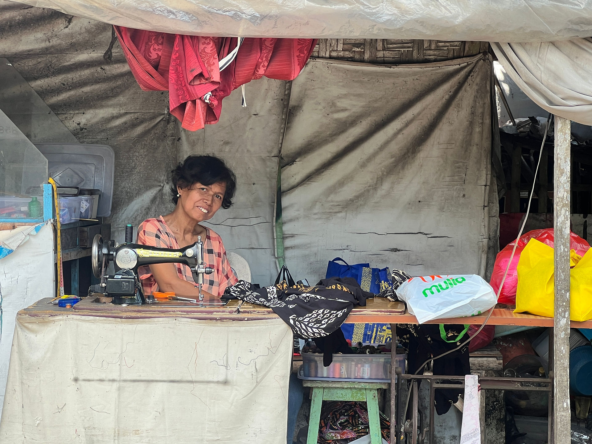 A turning year - XPLORid nomadic lifestyle: street tailor 