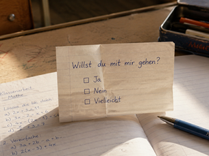 Willst-du-mit-mir-gehen-Zettel im Retro-Stil