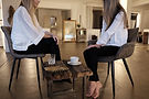 62f0b7462e1fd42009ba2be3_Jealousy-Emergency_Coach_girl_sitting_Karin-Alexandra-Dexheimer_C