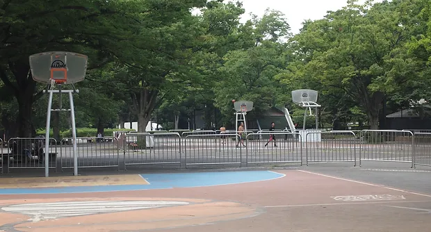 すぽろぐっ 東京でバスケが出来る公園