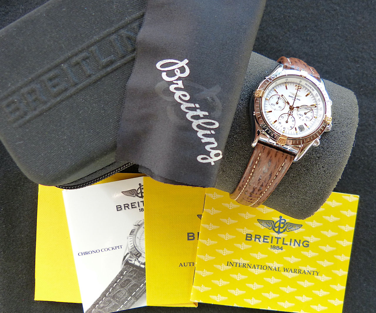 BREITLING COCKPIT AUTOMATIC CHRONOGRAPH B30012 w. box and papers