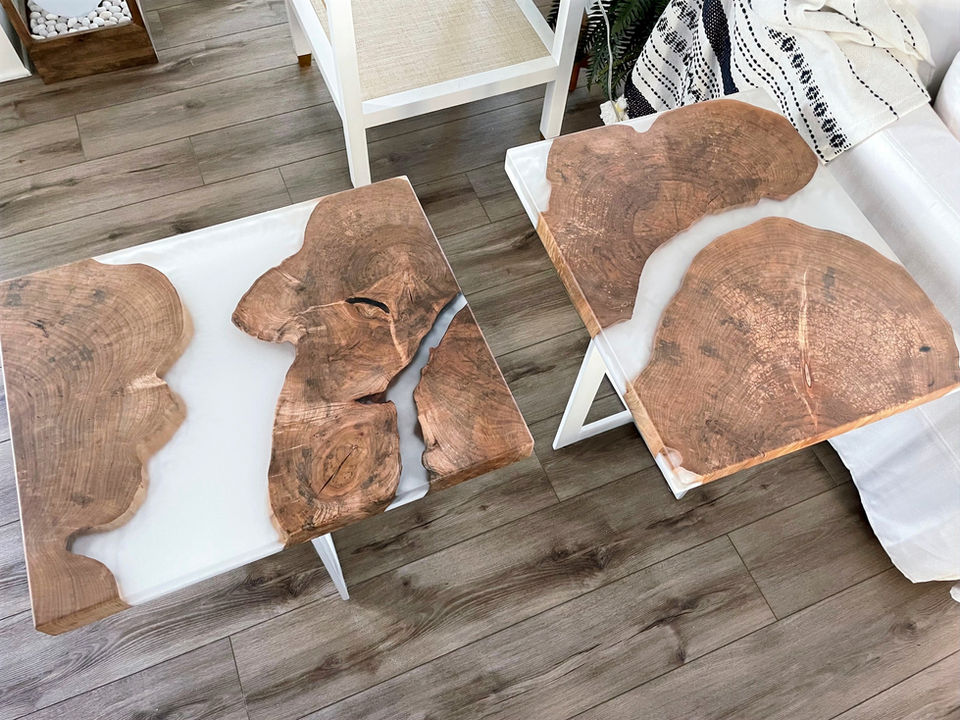 maple on white/clear side table