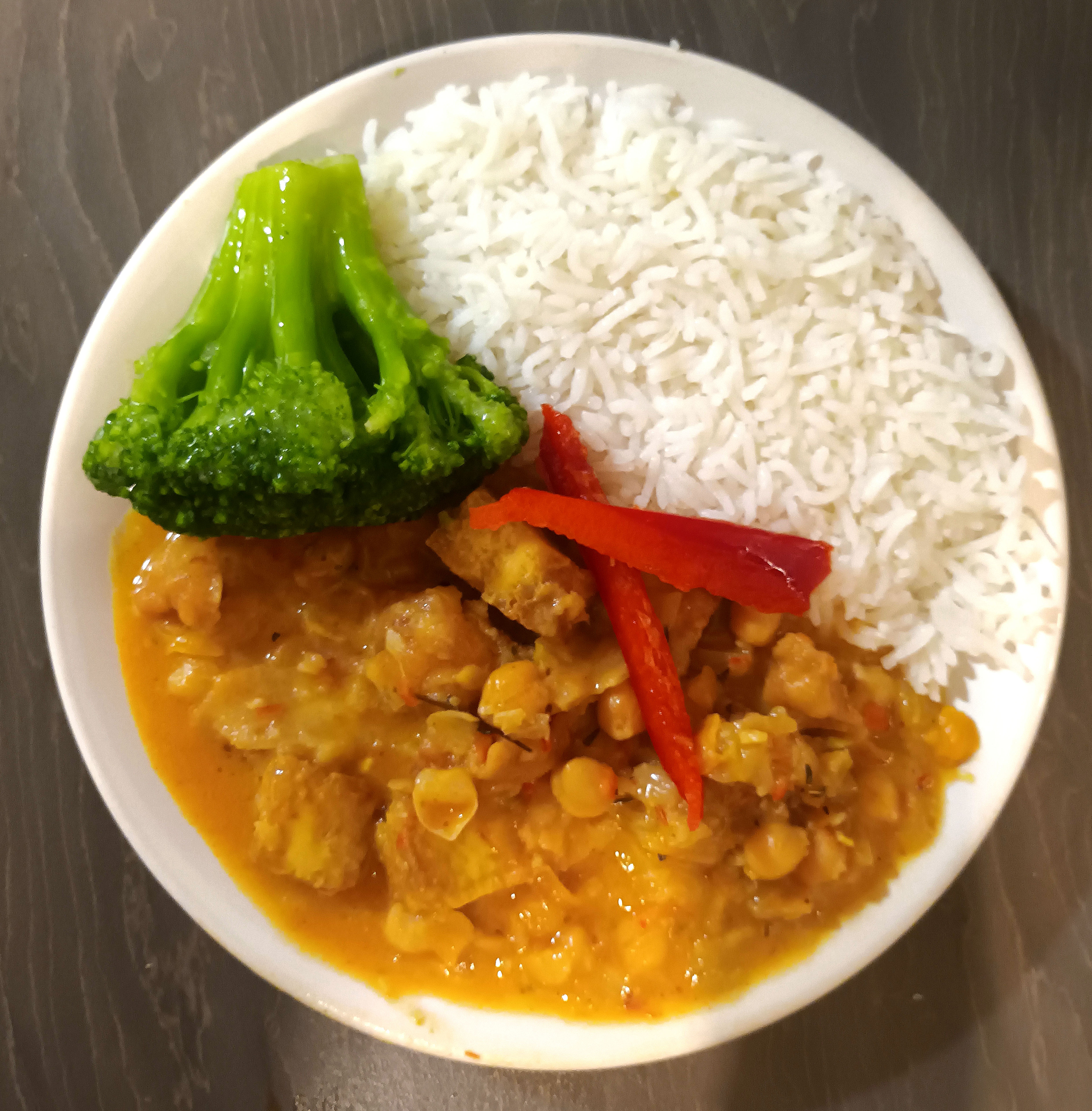 Jamaican Jerk Chickpea & Tofu Curry