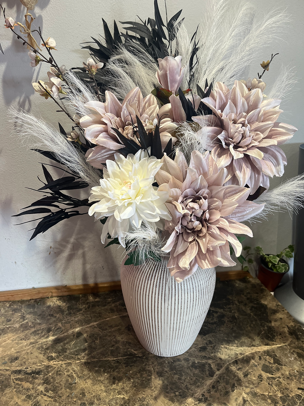 🌸 Elegant Artificial Flower Arrangement 🌸