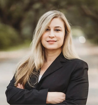 Family Law Paralegal Colleen Hendry in Mobile, AL