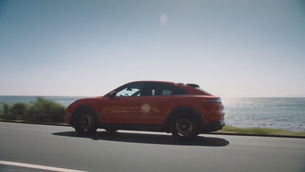 World premiere - the all new Porsche Cayenne Coupe