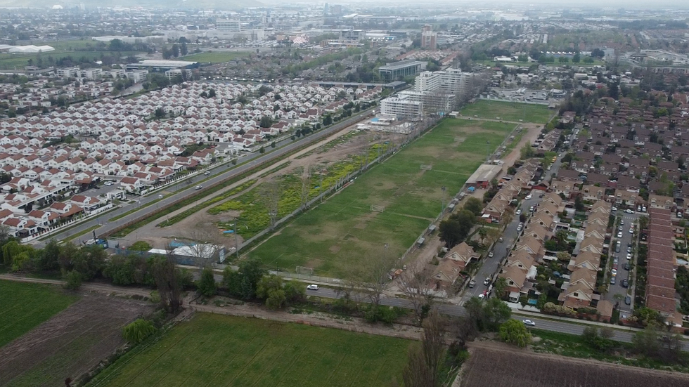 COLAPSO DE SERVICIOS PÚBLICOS: VIDA DIGNA EXIGE NUEVO COLEGIO Y CESFAM PARA EL SECTOR DE GUANACO EN HUECHURABA