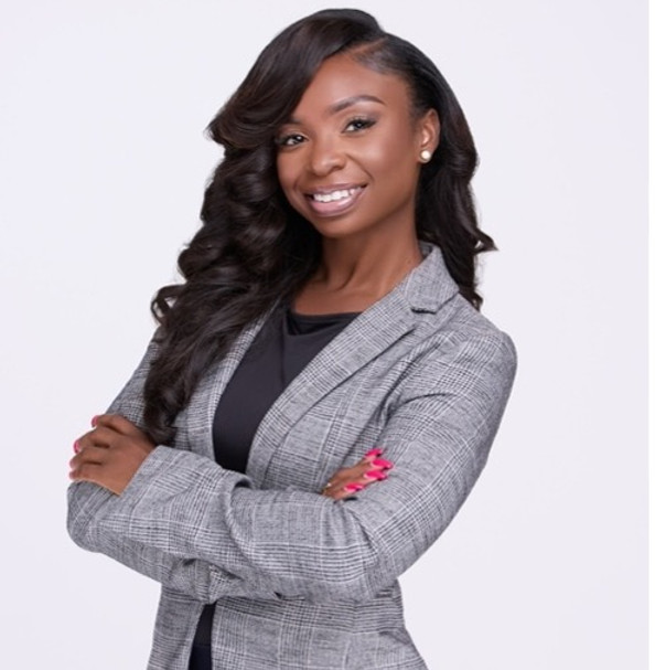 Lecresha Sewell (Headshot).jpg