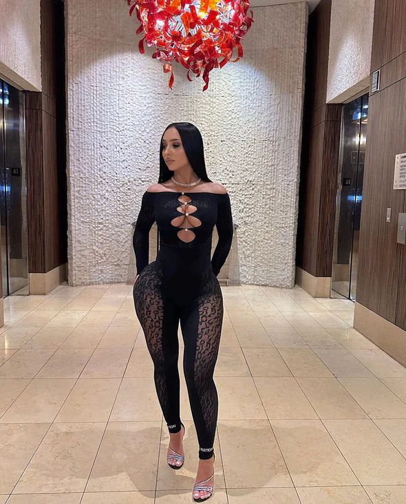 Thumbnail: Baddie Jumper