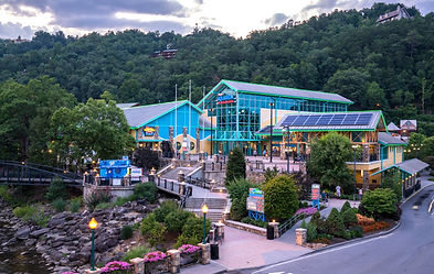 Ripley Aquarium plaza, Great Smoky Mountains, Gatlinburg, Tennessee