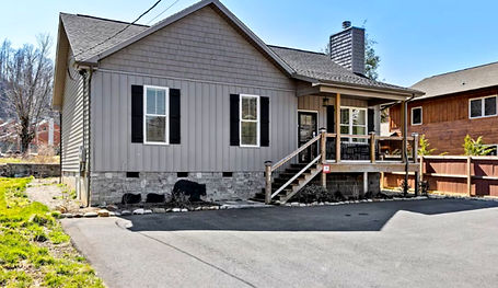 House for rent in downtown Gatlinburg, Tennessee