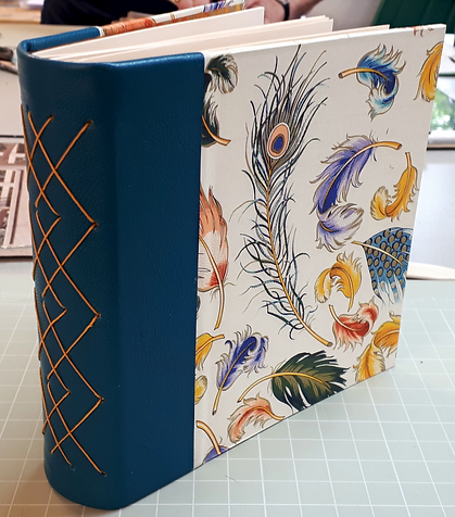 Diamond Longstitch bound book