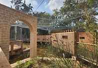 תצוגת ציפורי ביצה, ספארי רמת גן, אדריכלות אופירה עציון