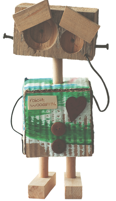 gebastelter Roboter aus Holz und Karton , Draht und Frabe, Maskottchen RUUFi