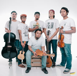 TERANG BULAN BAND PROFILE