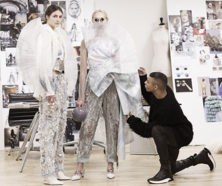 ¿Qué hace realmente un director creativo? : el cargo más deseado de la moda