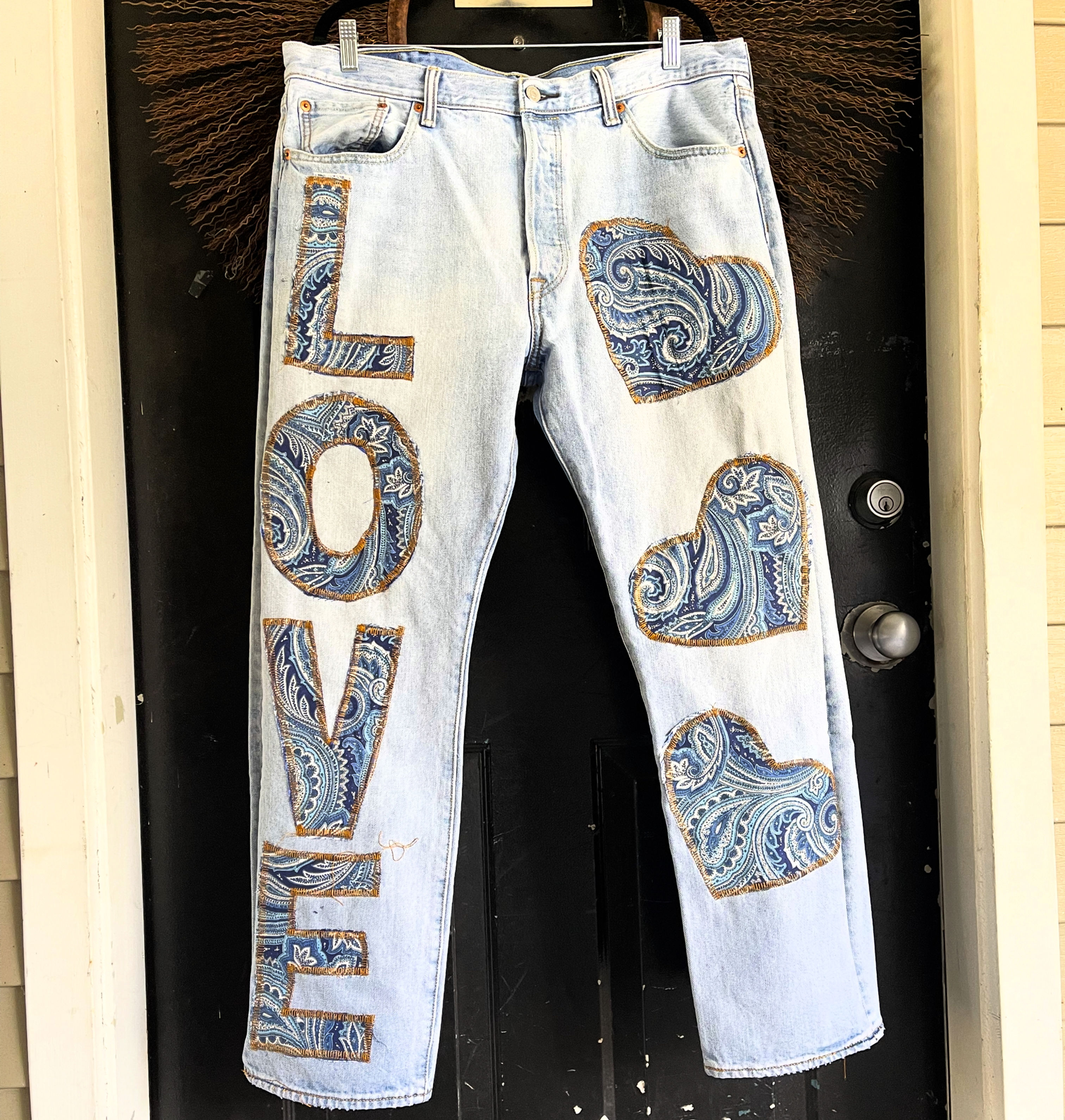 LOVE JEANS