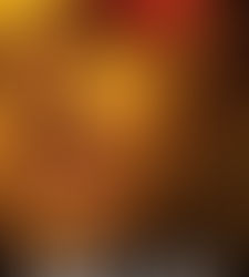 TELL ME A STORY. Ashley e Frumoasa cu mască, Beau e Bestia de 30 de kilograme ud. Simone e Cinderella care fură de pe carduri. Tucker e prințul care o droghează pe Frumoasa din Pădurea Adormită. SKY