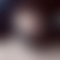 CE FACI? CE FACI? Stai sau iei o vestă și faci ca în Titanic: Jack! Jack! Cu tovarășul tău pe o ușă de dulap. Intrebare existențială de la IONUȚ ȚIGĂNESCU. Full Smile