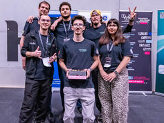 TOR UORADEA la ALL JAPAN ROBOT-SUMO TOURNAMENT 2025. Echipa coordonată de FLAVIU BIROUAȘ va concura la MEGA SUMO. Mihnea Gavriș, Ticarat Raul, Mahmoud Darbaj, Oana Gal și Sebastian Gavruța. 6-7 dec