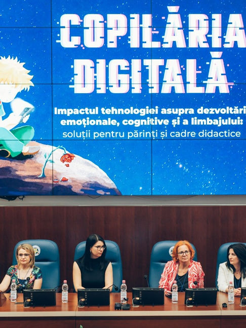 COPILĂRIA DIGITALĂ. AULA MAGNA ARHIPLINĂ la conferința „Impactul tehnologiei asupra dezvoltării emoționale, cognitive și a limbajului – soluții pentru părinți și cadre didactice”.