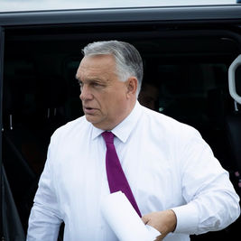 VIKTOR ORBAN respinge categoric noul Pact privind migrația. Fiecare țară europeană care nu vrea să-și crească copiii alături de sălbatici din lumea a treia va fi jecmănită cu 20.000 de euro per refuz