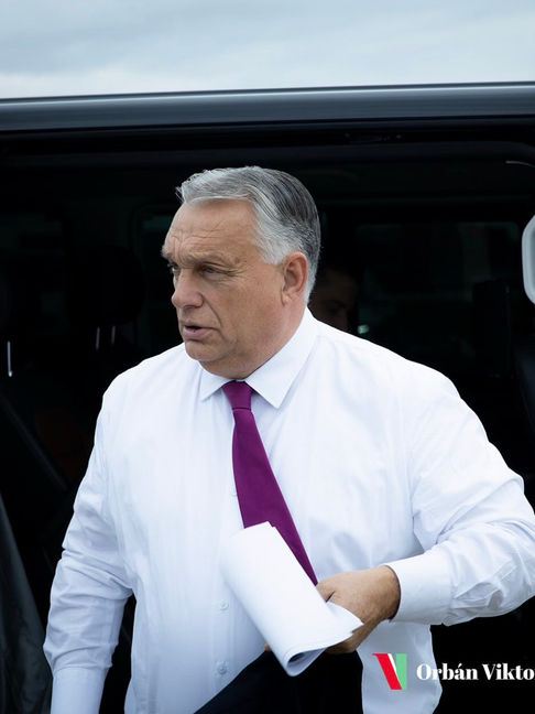 VIKTOR ORBAN respinge categoric noul Pact privind migrația. Fiecare țară europeană care nu vrea să-și crească copiii alături de sălbatici din lumea a treia va fi jecmănită cu 20.000 de euro per refuz