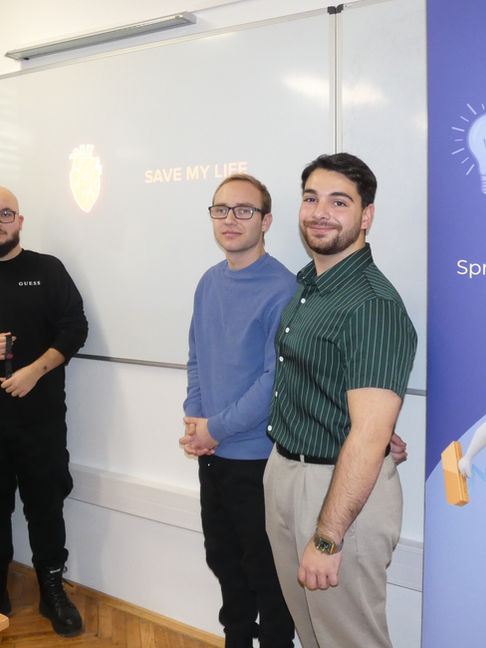 SAVE MY LIFE. Proiectul unei echipe de studenți orădeni selectat pentru gala campaniei „100 de tineri pentru dezvoltarea României”