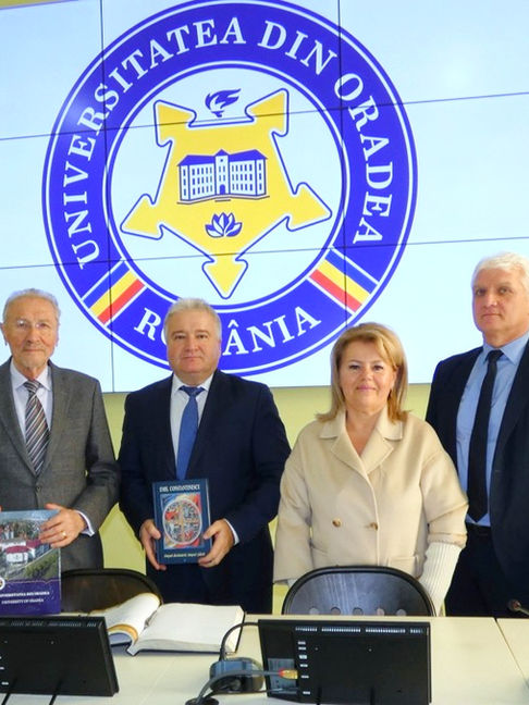 EMIL CONSTANTINESCU: "Modelul dumneavoastră este foarte bun. Oradea este un model de instituție universitară foarte atractiv”. Fostul președinte al României în vizită la Universitatea din Oradea