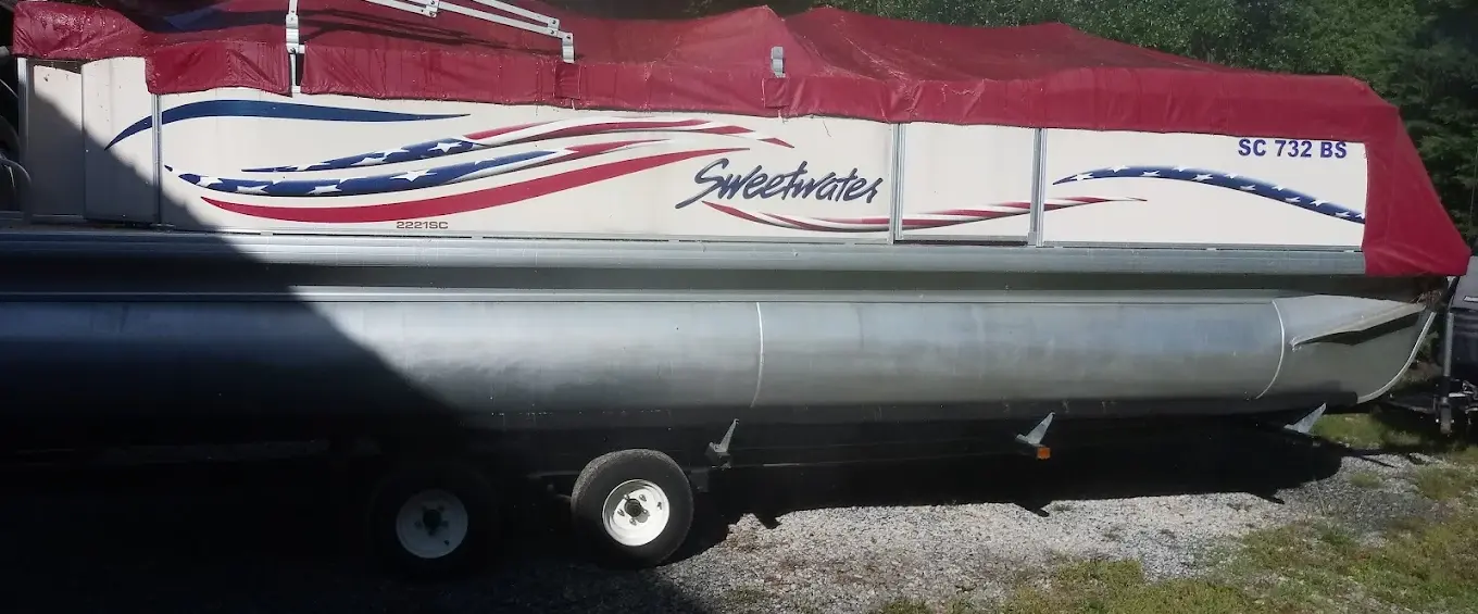 Pontoon boat, Sunshine Mobile Detailing
