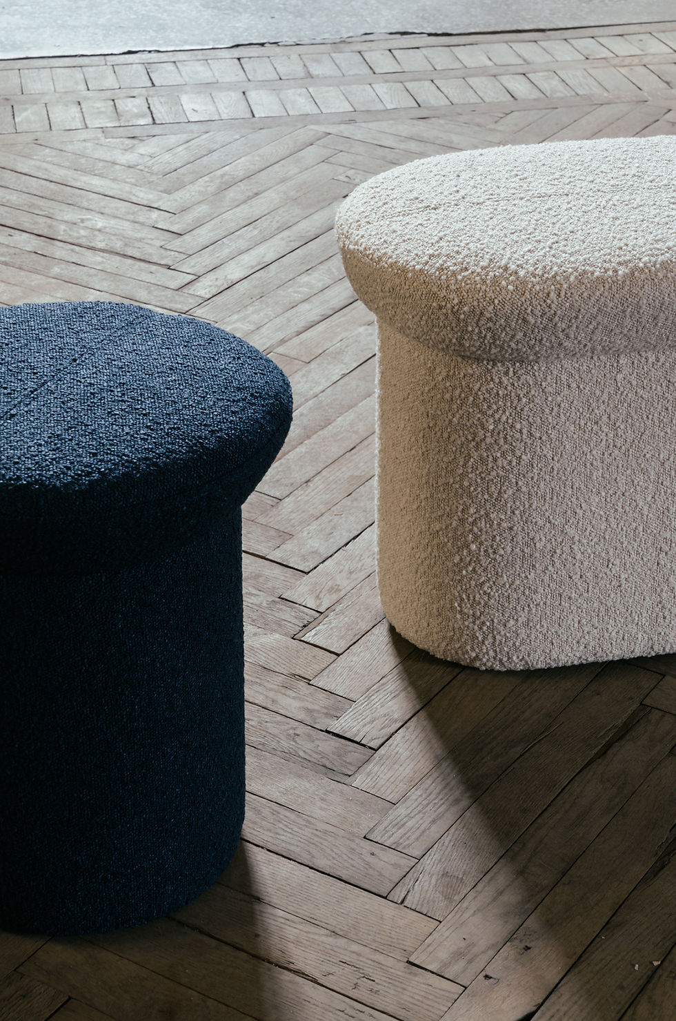 Thumbnail: Pouf screw L092