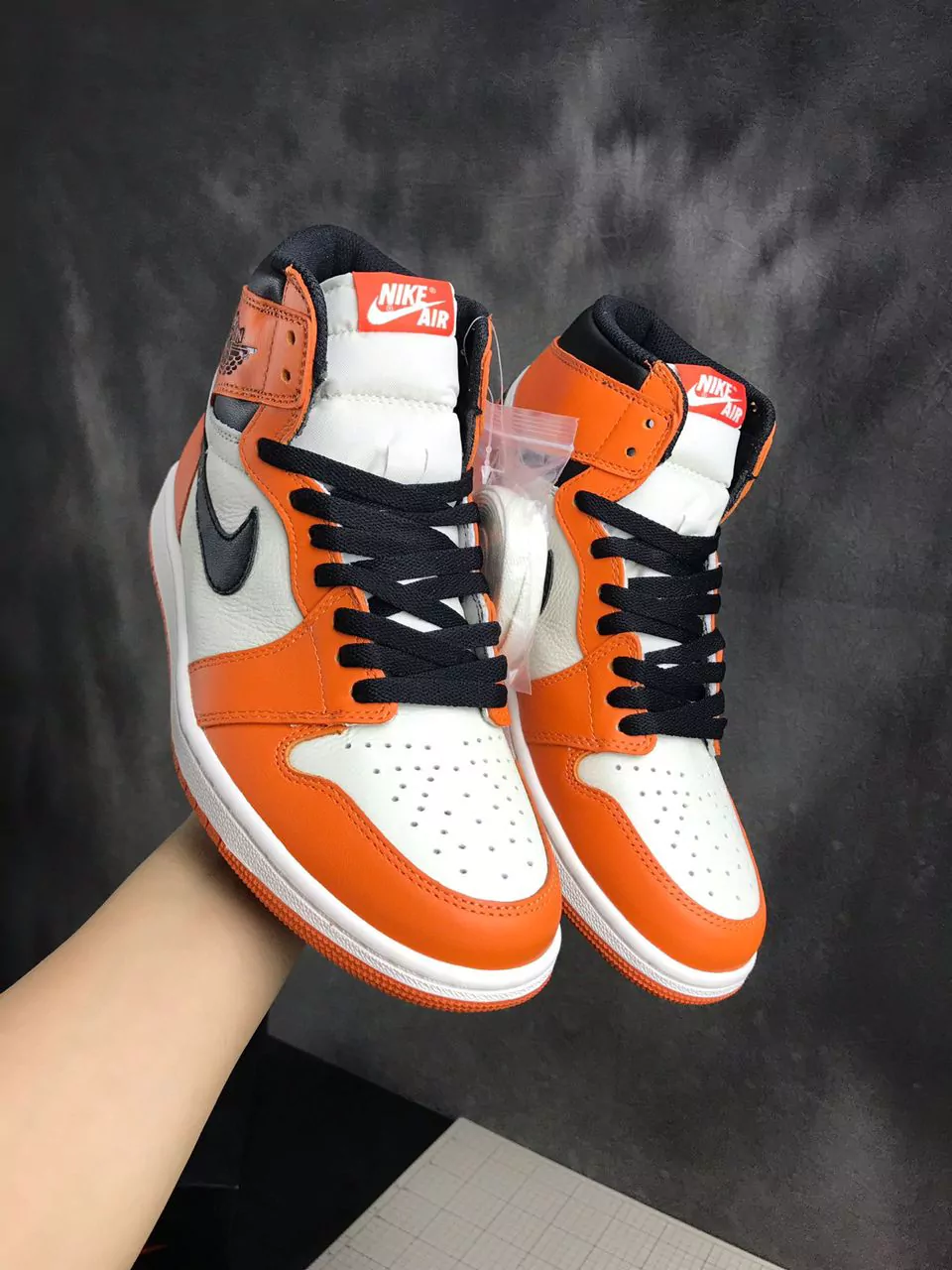 Miniatura: Air Jordan 1 High Reverse Shattered Backboard