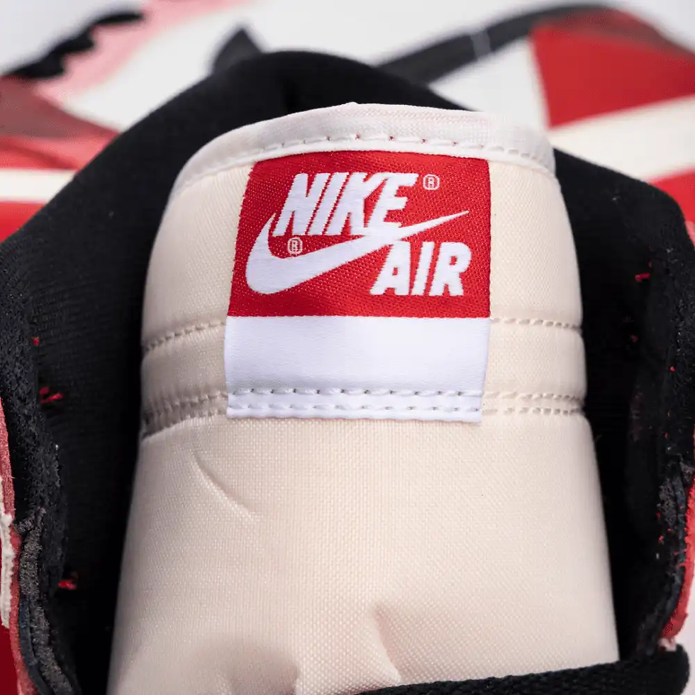 Miniatura: Air Jordan 1 High Next Chapter