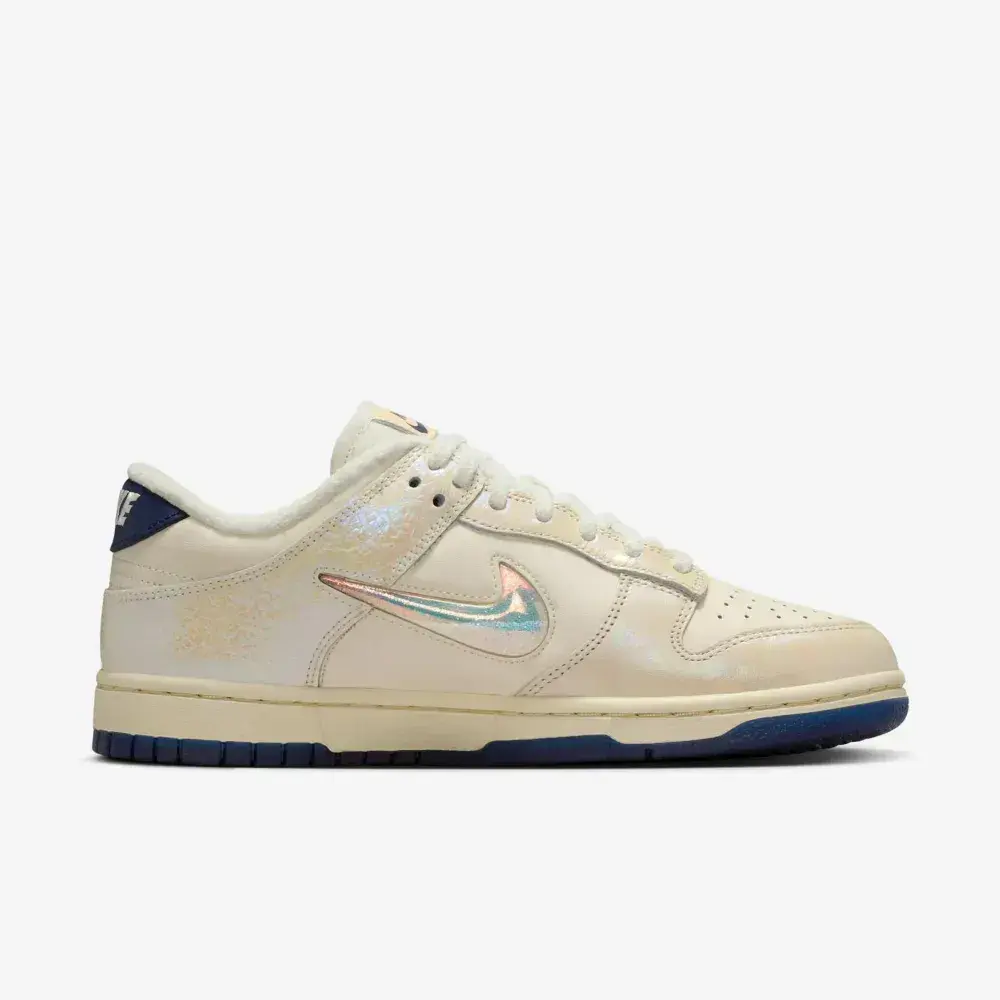 Nike Dunk Low Soft Pearl