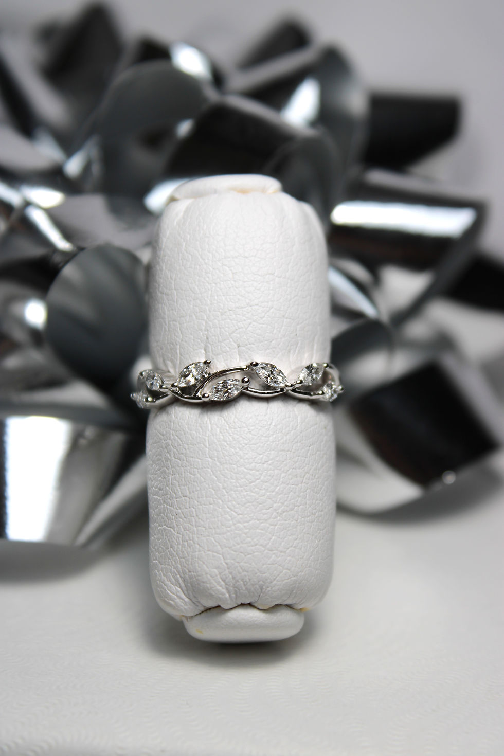 Marquise Diamond Vine Style Band - J4515