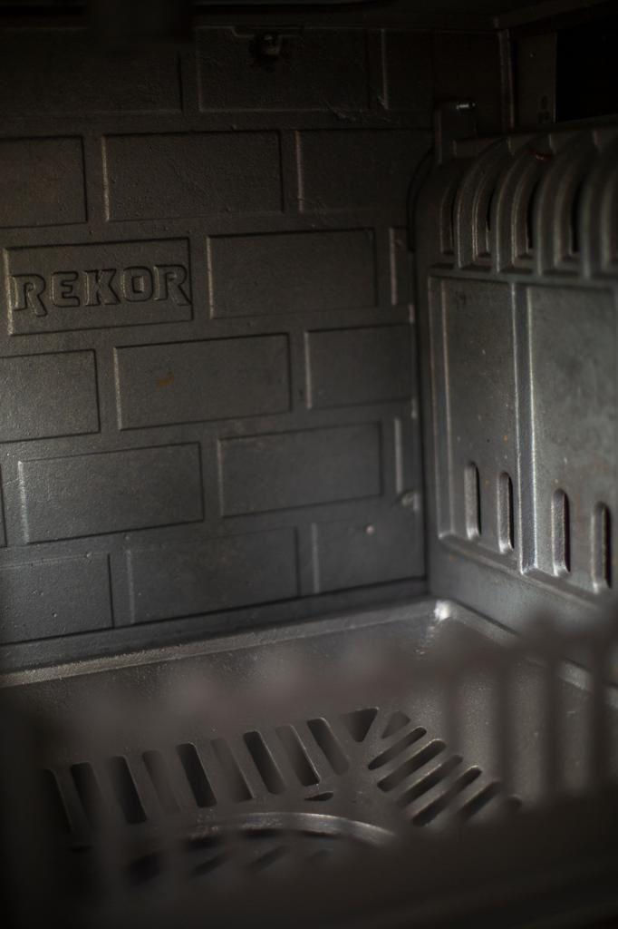 Küçük resim: Rekor Milas Kuzineli Döküm Soba , Şömine