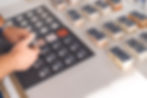 Image of a person at Agrob Buchtal's sample department filling their sample wallets with loose tile sample chip colours