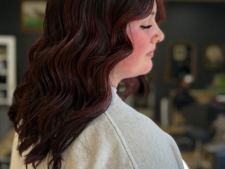 Hand-Tied Hair Extensions in North Hills: Lightweight Volume and Seamless Blend