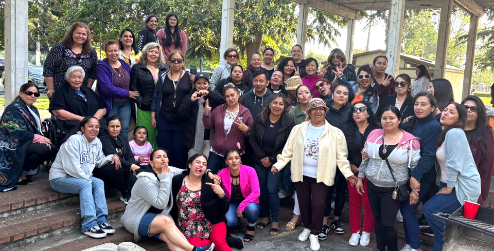 Muevete Participants staying fit and connected to community